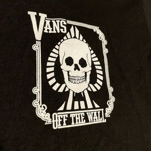 NWT Vans size adult S skull shirt